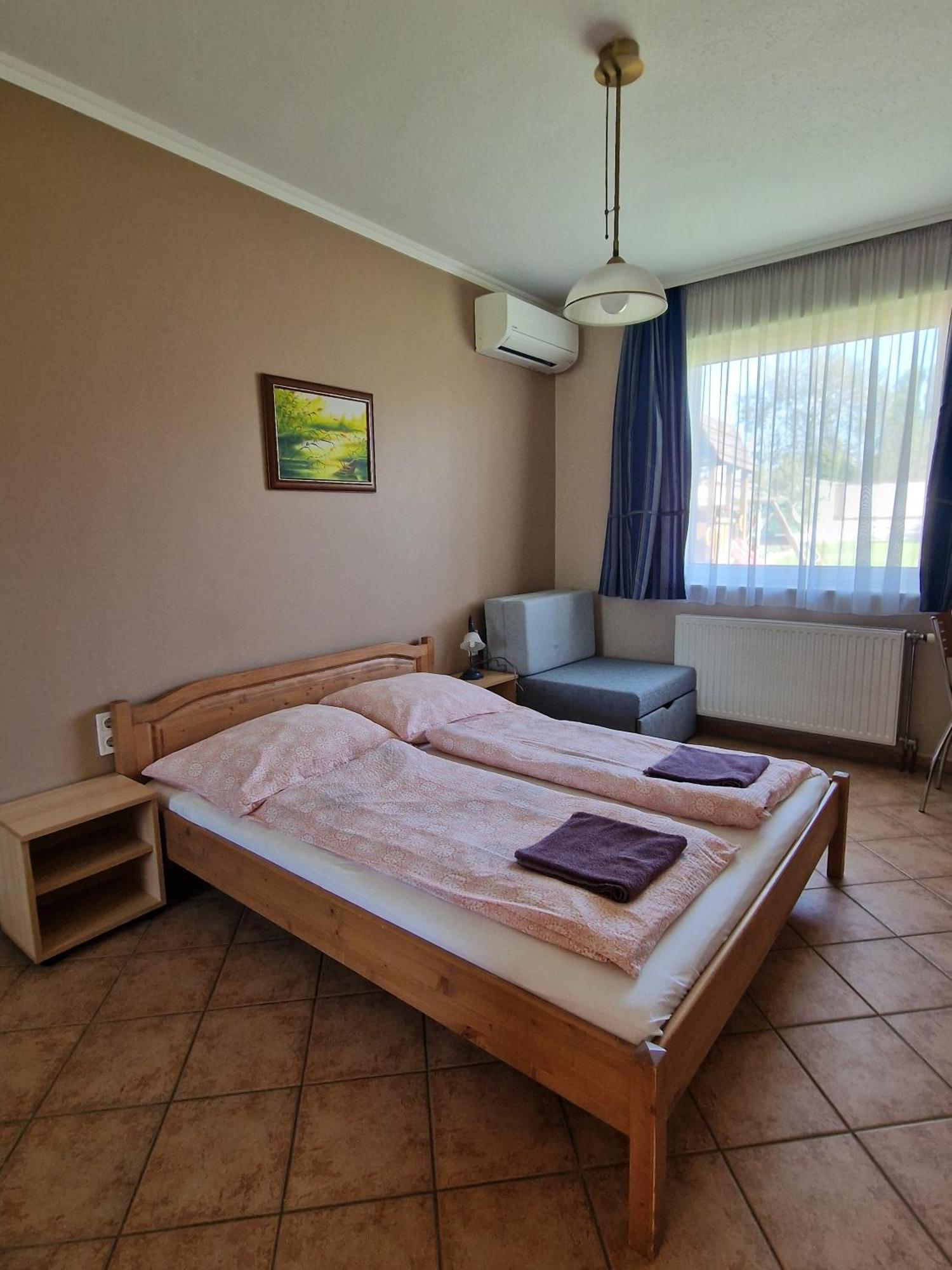 Villa Leticia Siófok Exterior foto