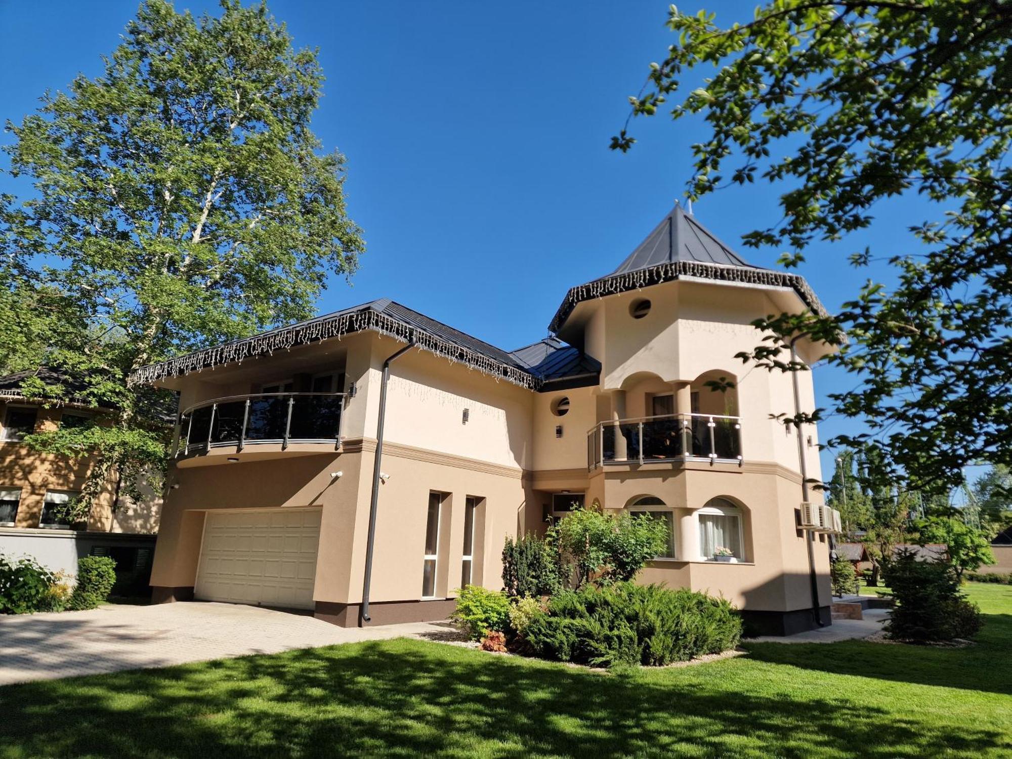 Villa Leticia Siófok Exterior foto